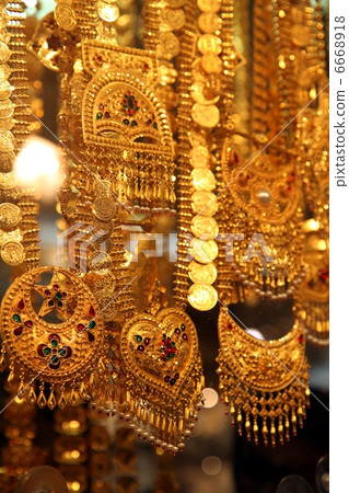 Old Dubai Gold Souk 6668918