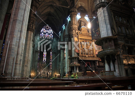 米蘭大教堂 6670110