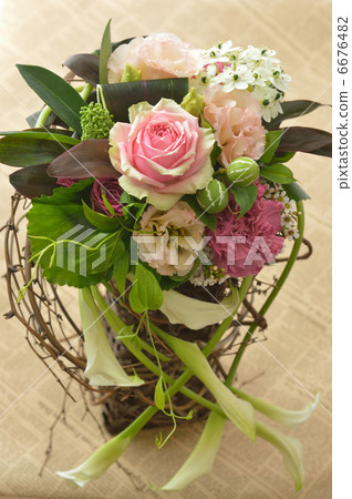 present, bouquet, bunch of flower 6676482