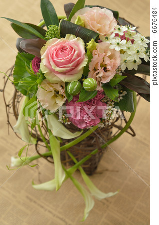 present, bouquet, bunch of flower 6676484