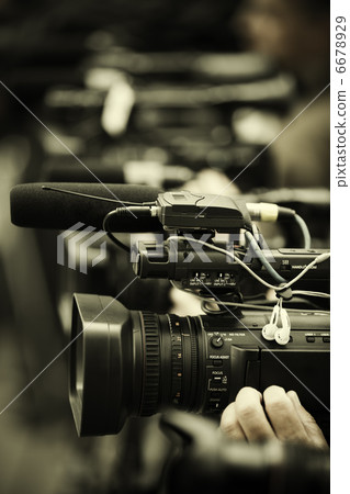 news shooting news shooting 6678929