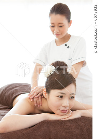 Untitled Untitled 6678932