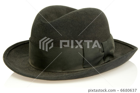 black hat isolated on white 6680637