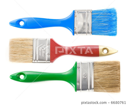 paintbrush isolated on white paintbrush isolated on white 6680761