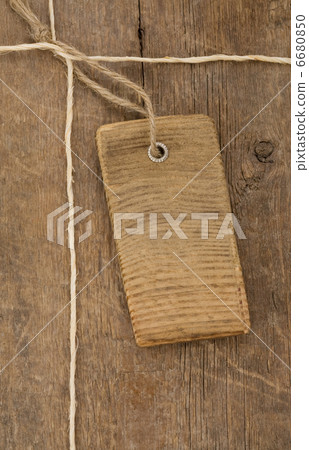 price tag over wooden board price tag over wooden board 6680850