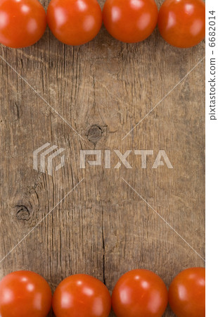 tomato vegetable food on wood tomato vegetable food on wood 6682014