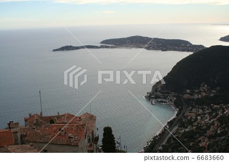 法國埃茲村 6683660