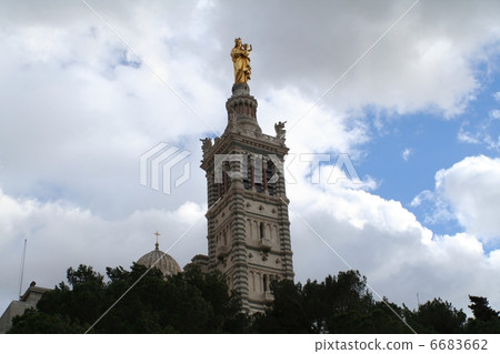 金色瑪麗雕像 6683662