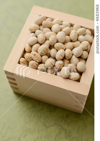 生豆（Setsubun） 6683968