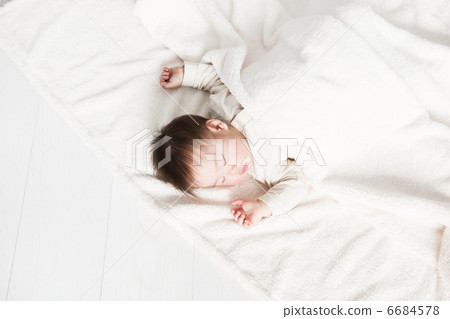 baby   6684578