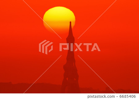 PL Great Peace Tower Saturday 6685406