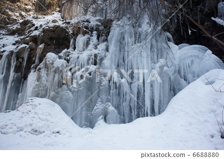 Otome Takihito's ice waterfall 6688880