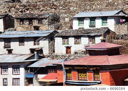 Namche Bazaar 6690164