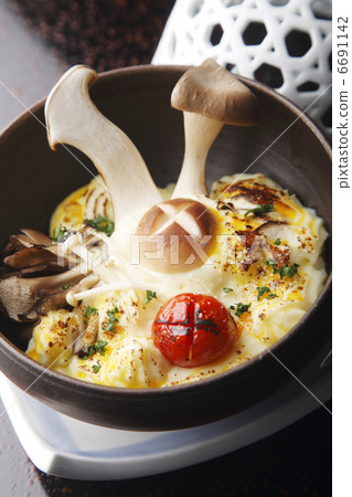 Mushroom gratin 6691142