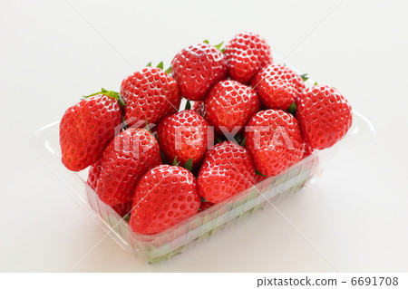 Strawberry Princess Fruits 6691708