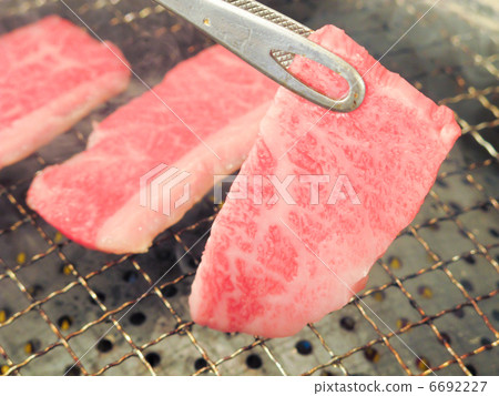 Tong / Kobe beef (roasted grilled meat) marbled Wagyu / barbecue 6692227