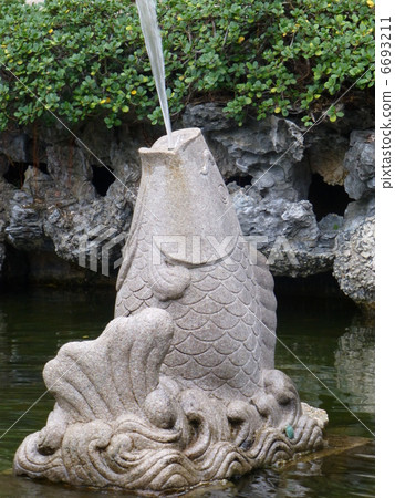 Huangdaeman Shrine fountain (Hong Kong) Huangdaeman Shrine fountain (Hong Kong) 6693211