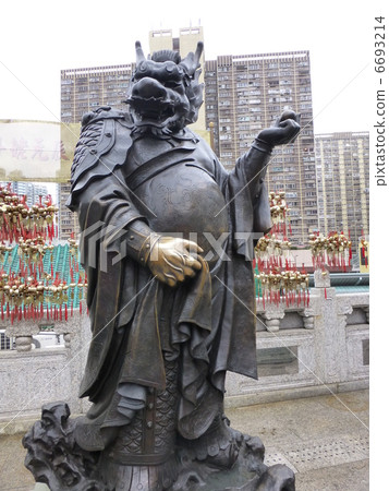 Dragon statue of Hwang Daeshu (Hong Kong) Dragon statue of Hwang Daeshu (Hong Kong) 6693214