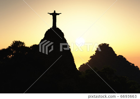 Corcovado Mountain in the Sunset Corcovado Mountain in the Sunset 6693663