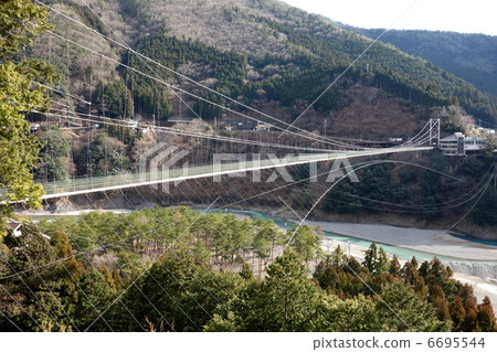 Tanze的吊橋 6695544