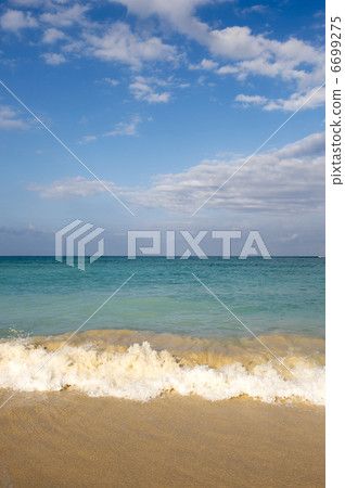 Sandy beach and blue sea and white clouds, Hawaii, Oahu, Kailua beach, Vertical position -1 6699275