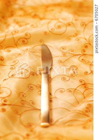 Royal luxury golden knife (shallow DoF) Royal luxury golden knife (shallow DoF) 6705027