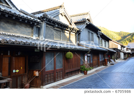 Takehara storage area (2013.1) 6705986