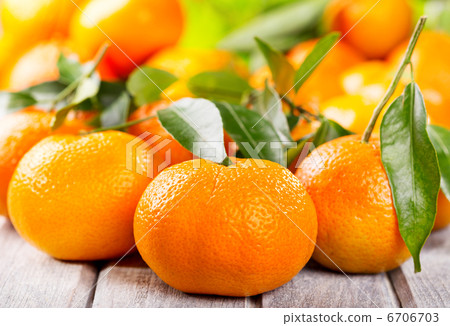 fresh tangerines 6706703