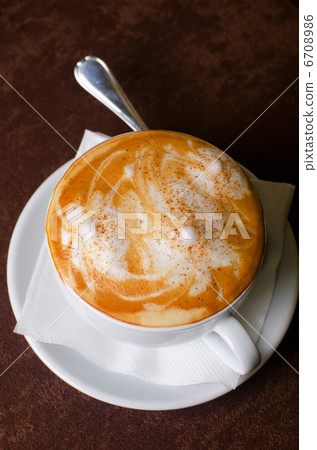 Cappuccino time 6708986