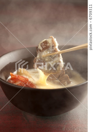Beef Sukiyaki hotpot 6709311