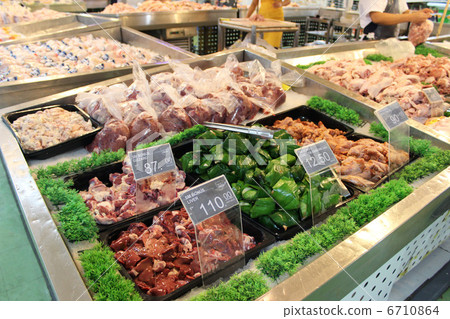 At the supermarket in the Philippines 6710864