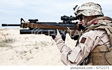 US marine US marine 6712171