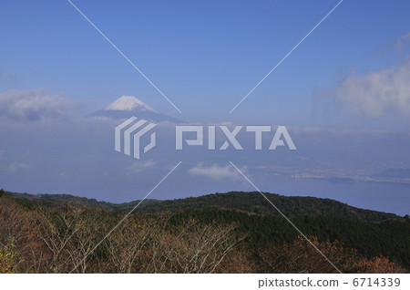 Mount Fuji  6714339