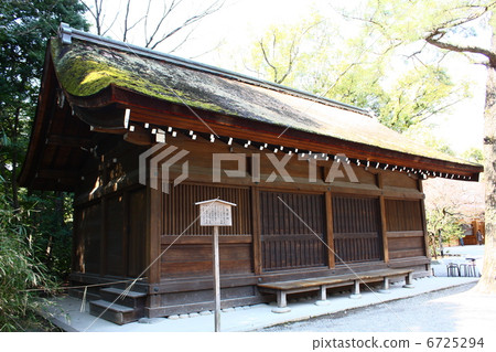 Atsuta Shrine Nishigakucho 6725294