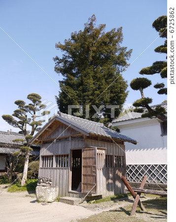 Samurai住宅小組位於洪氾區腳下 6725862