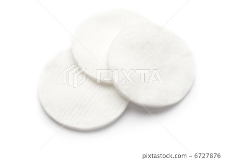 Cotton swabs isolated on white 6727876