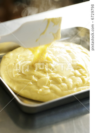 新鮮的乳蛋糕奶油 6729798