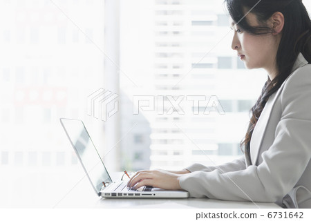 職業女性 職業女性 6731642