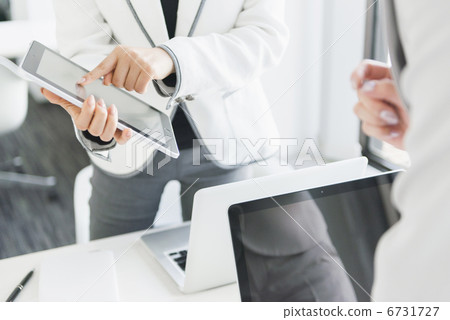 career woman career woman 6731727
