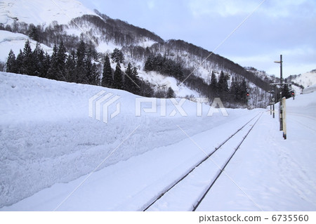Today's line in winter Today's line in winter 6735560