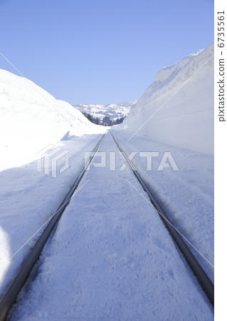 Today's line in winter Today's line in winter 6735561