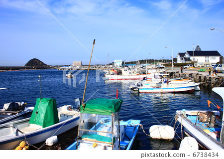 Munakata Kanazaki漁港 6738434