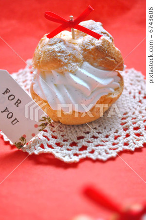 奶油泡芙 6743606