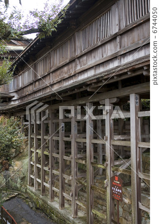 Takezojima Susa神社船館的Hisao Miyako先生 Takezojima Susa神社船館的Hisao Miyako先生 6744050