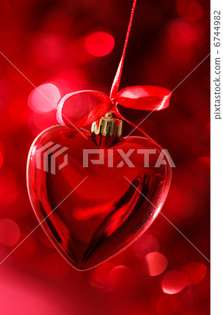 red heart red heart 6744982