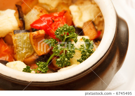 vegetables in the pot vegetables in the pot 6745495