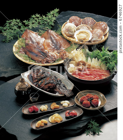 Japanese dining table 6746927