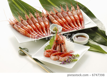 Sweet shrimps sashimi Sweet shrimps sashimi 6747398