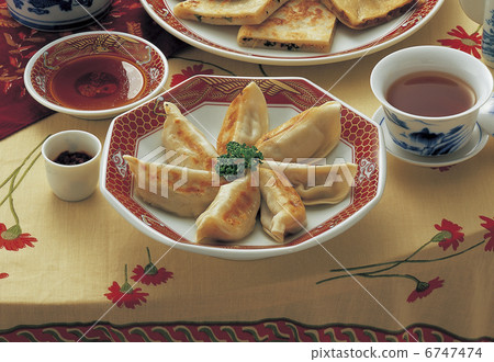 煎餃子 6747474