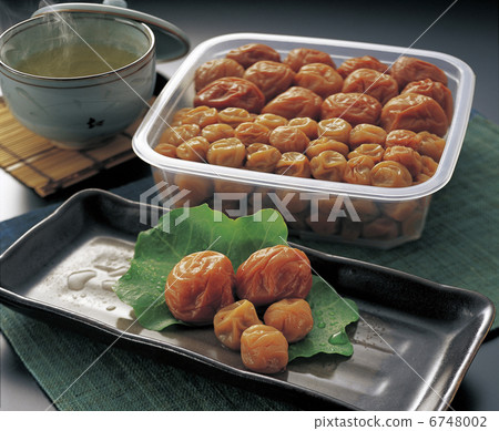 Umeboshi set 6748002